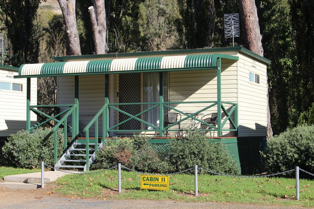 Gundagai Cabins & Tourist Park Exterior foto